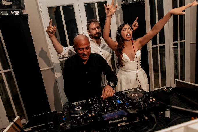 servicio de dj para bodas y eventos en Cartagena
